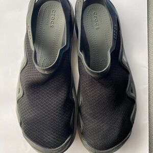 Crocs Men's Black Slip-On Shoes size 10 water shoes